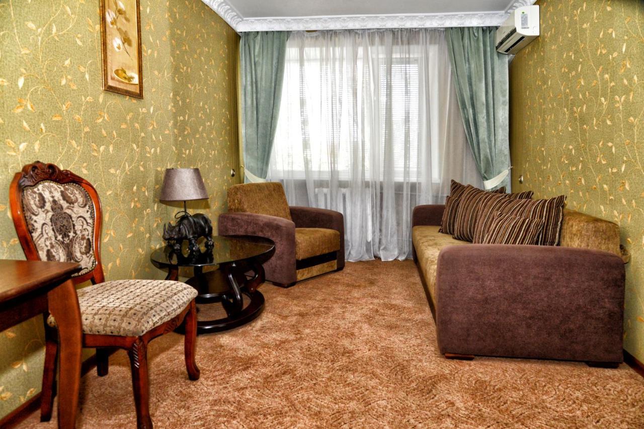 Green City Hotel Mykolaiv Exterior foto