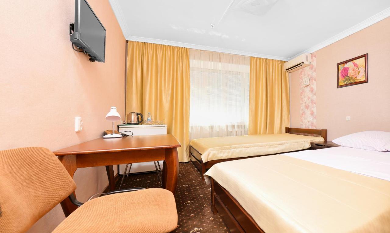 Green City Hotel Mykolaiv Exterior foto