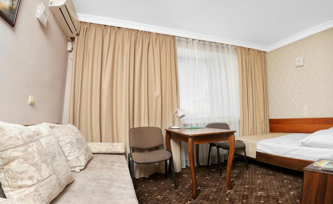 Green City Hotel Mykolaiv Exterior foto