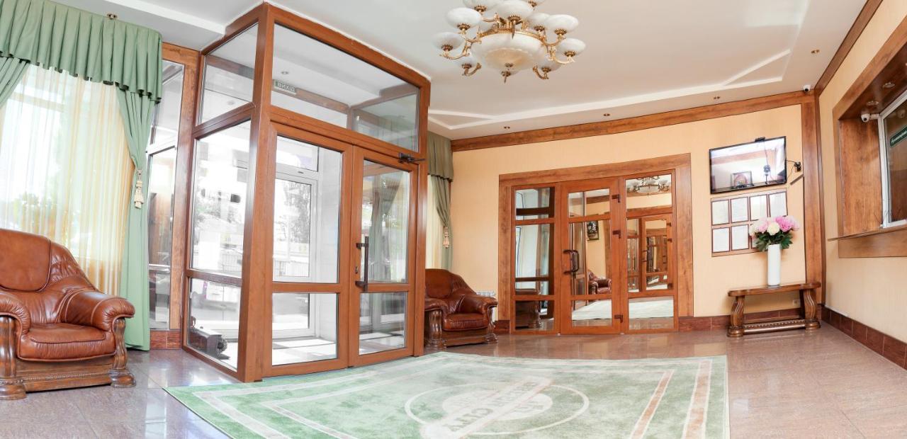 Green City Hotel Mykolaiv Exterior foto